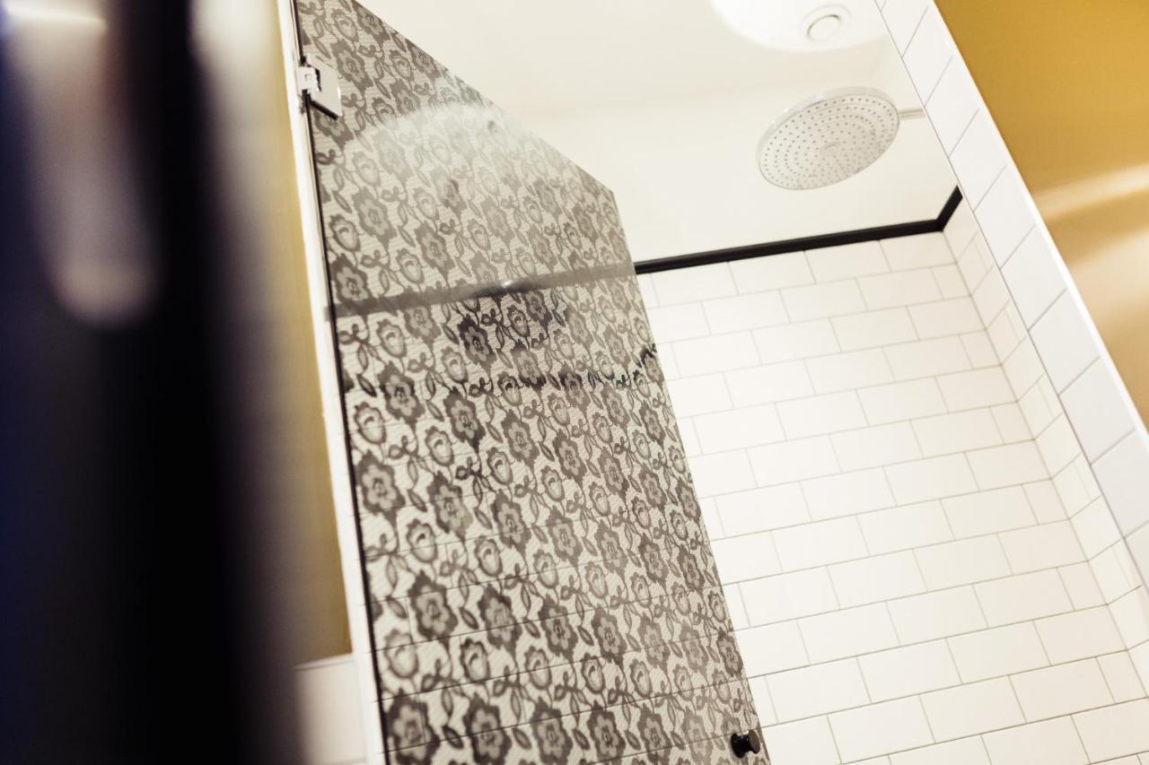 Post-Plaza Hotel & Grand Cafe Leeuwarden Luaran gambar