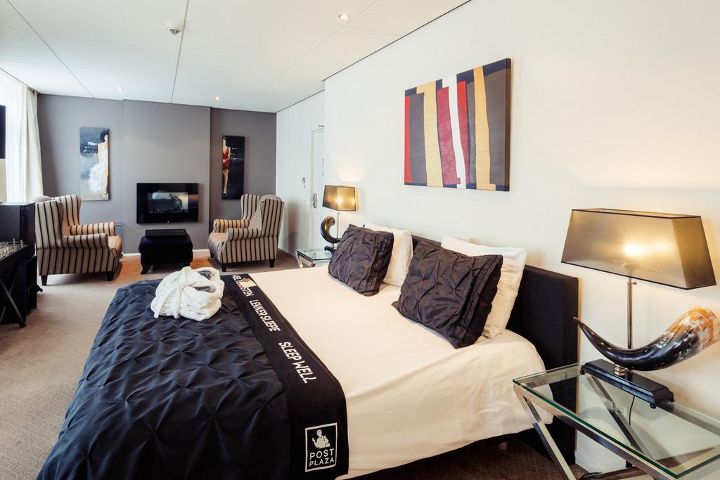 Post-Plaza Hotel & Grand Cafe Leeuwarden Luaran gambar